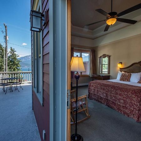 Kaslo Hotel Екстериор снимка