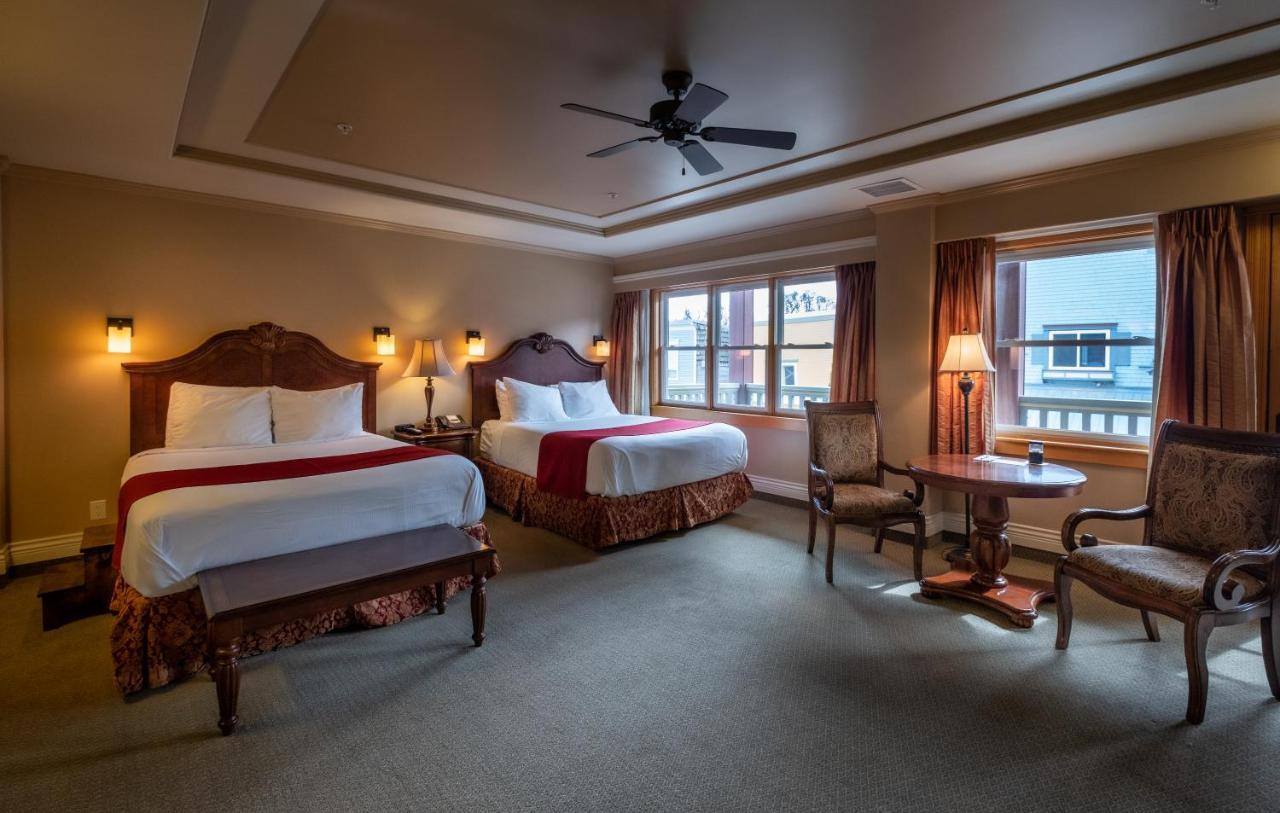Kaslo Hotel Екстериор снимка