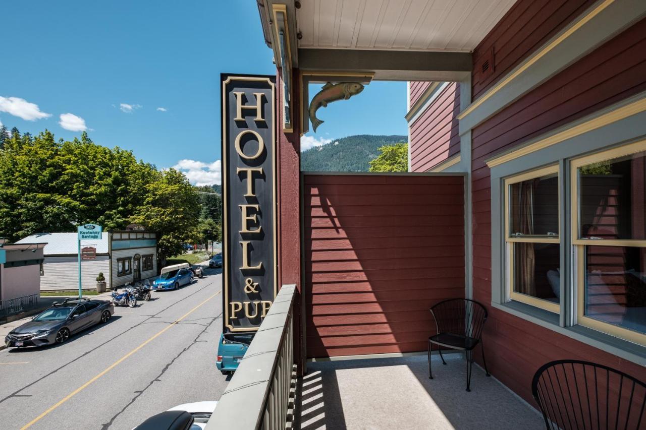 Kaslo Hotel Екстериор снимка