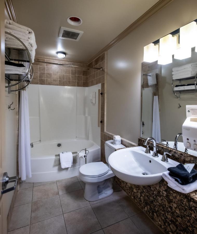 Kaslo Hotel Екстериор снимка
