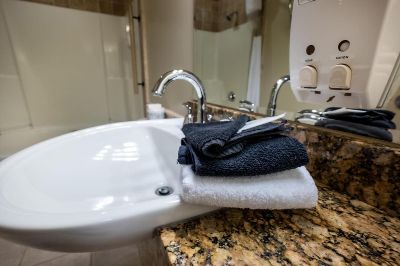 Kaslo Hotel Екстериор снимка